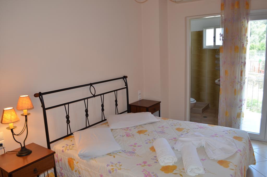 Annas Apartment Parga Exterior photo