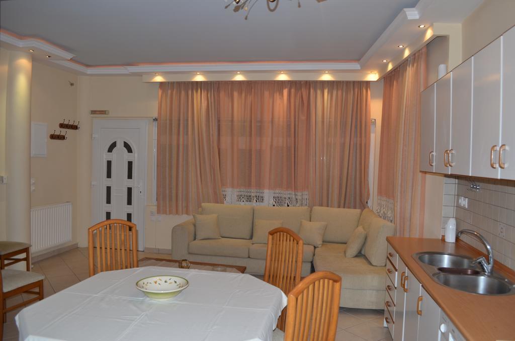 Annas Apartment Parga Exterior photo