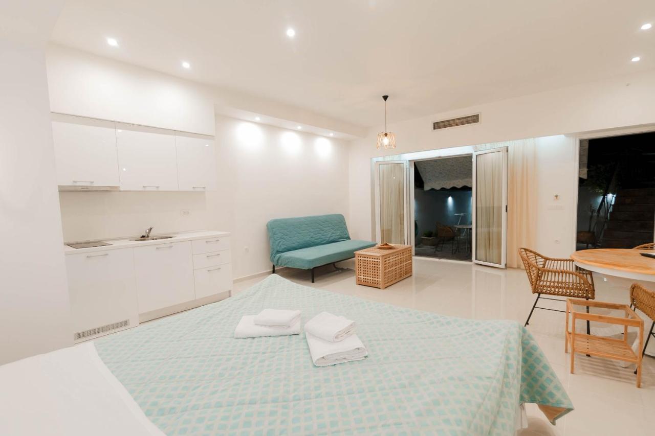 Annas Apartment Parga Exterior photo